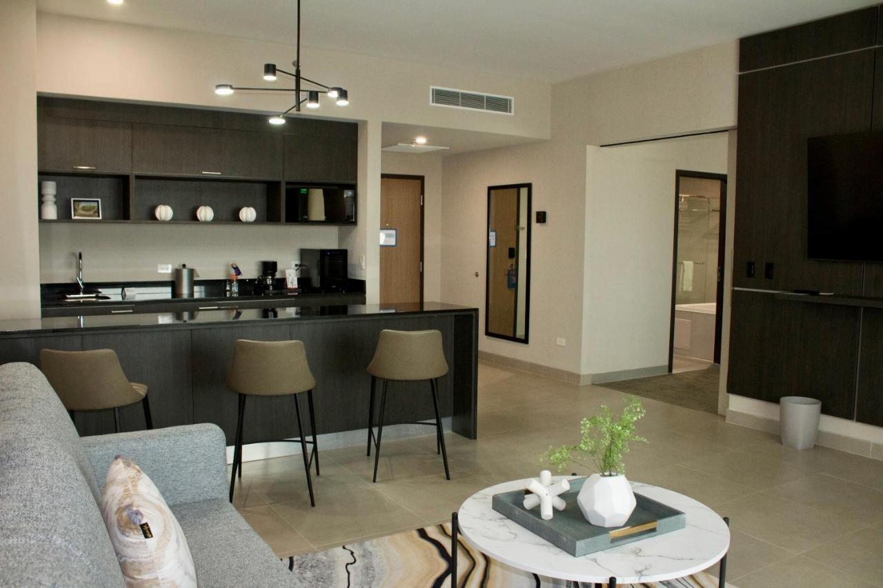 Holiday Inn Express & Suites - Tijuana Otay By Ihg Εξωτερικό φωτογραφία